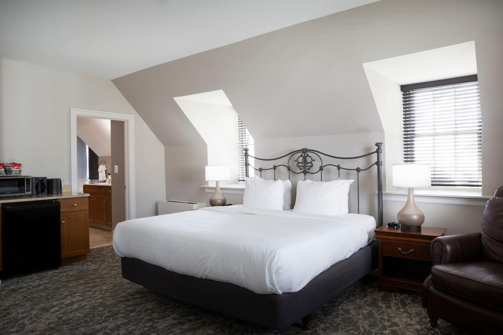 Normandy Farm Hotel & Conference Center Blue Bell Bagian luar foto